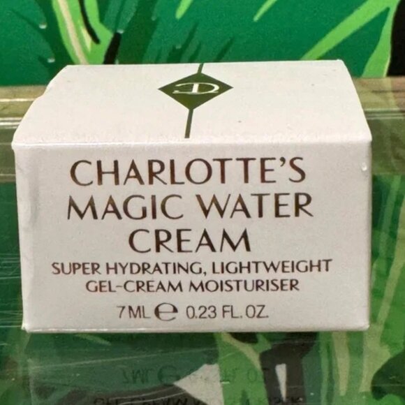 Charlotte Tilbury Magic Water Gel-Cream Moisturizer with Niacinimide - Picture 1 of 14